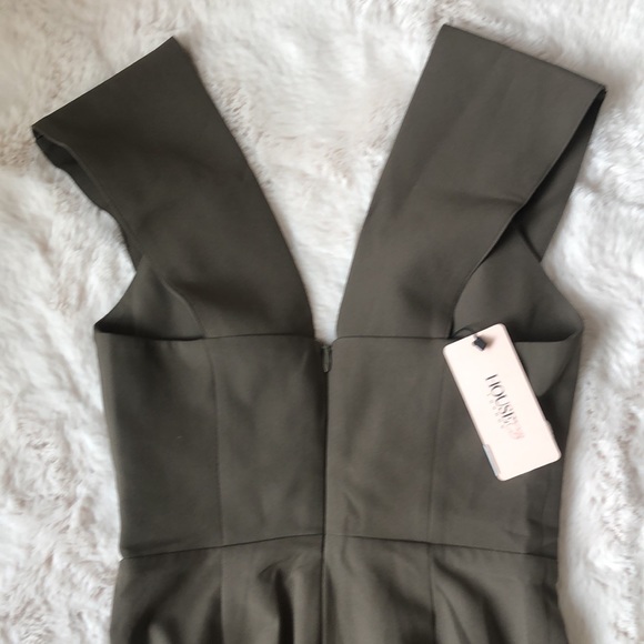 NWT HOUSE OF CB JUMPSUIT - Picture 5 of 8